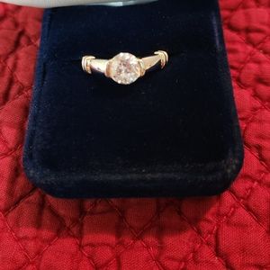 Lady Remington Silver Tone and Clear Crystal Stone Ring Size 8